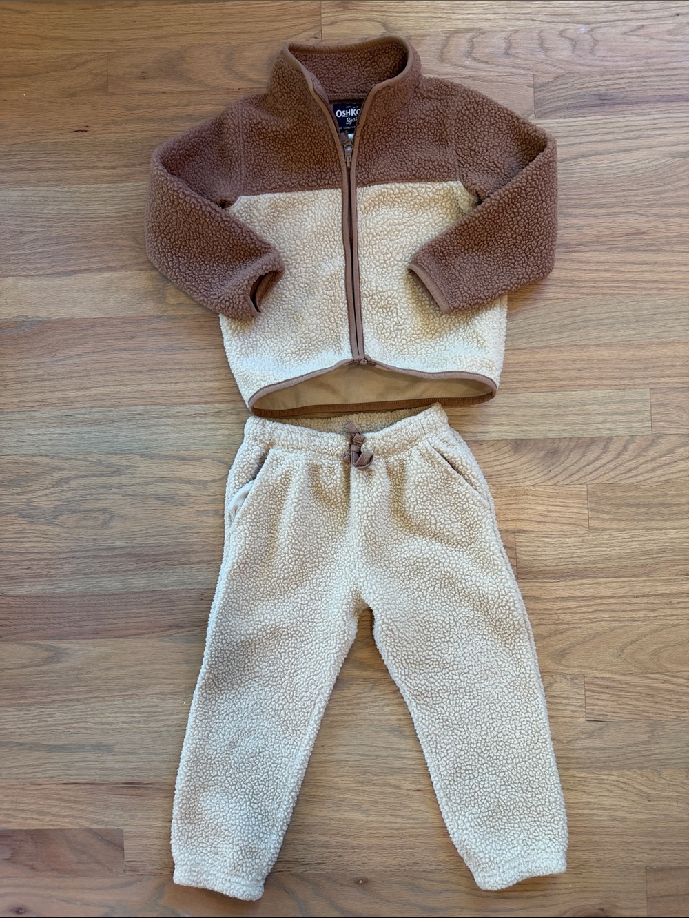 OshKosh B’gosh 4T Sherpa Fleece 2-Piece Set – Color Block Jacket & Pants NWOT